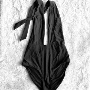 Open to offers! One piece deep cut high rise